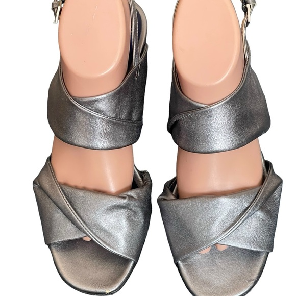 VALENTINA Rangoni Firenze grey heels size 9.5 M - Picture 2 of 12